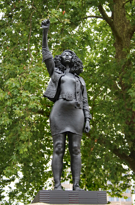 The statue A Surge of Power (Jen Reid) 2020 in situ